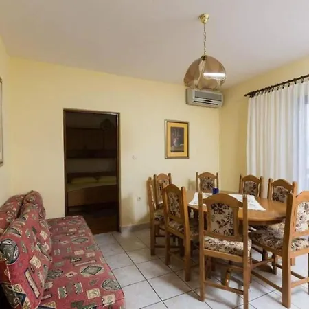 Bridi Okrug Gornji - Four Bedroom Апартаменты *
