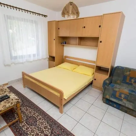 Апартаменты Bridi Okrug Gornji - Four Bedroom